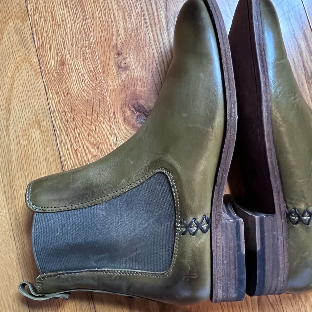 Frye Olive Green Leather Chukka Boots - Picture 9 of 13